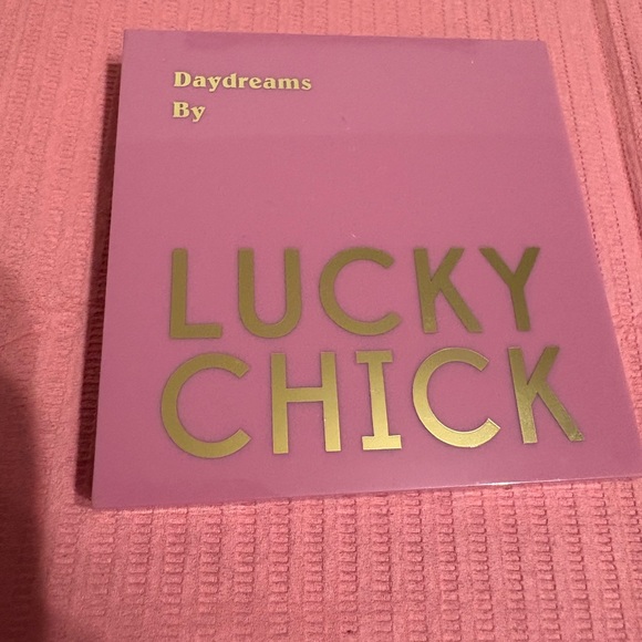 Eyeshadow palette - Picture 2 of 5